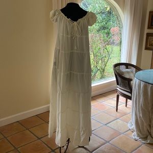 Crèam colored Maxi. nightgown